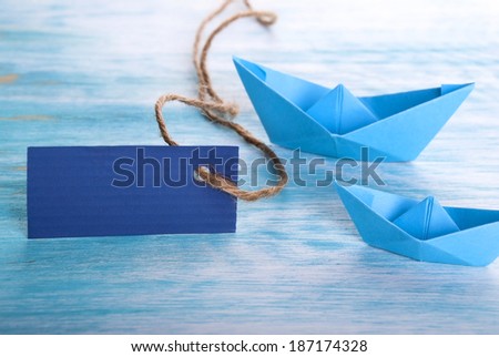 Empty Tag with Copy Space and two Boats in the Background