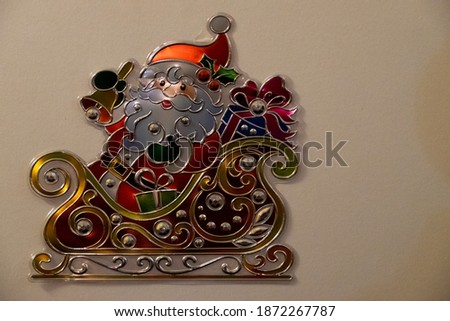 object depicting Santa Claus with his sleigh, ideal gift for Christmas