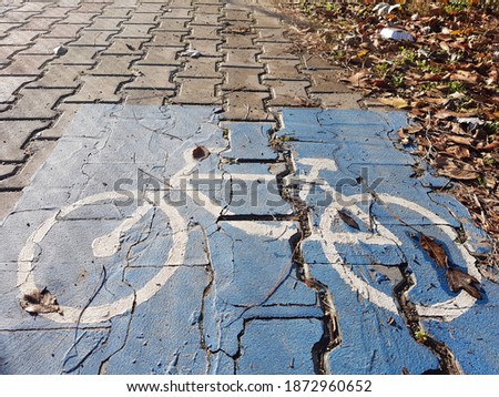 bicyle signs on the road