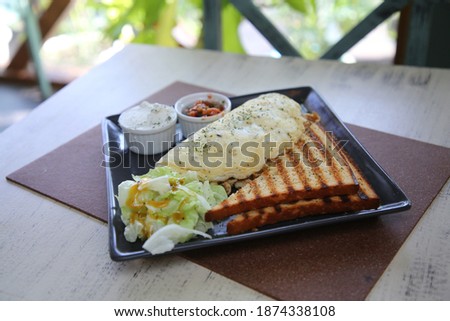 White Egg Mexican Omelette with Bread