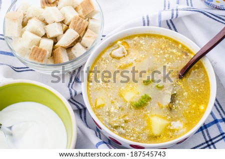 soup with sour cream crackers