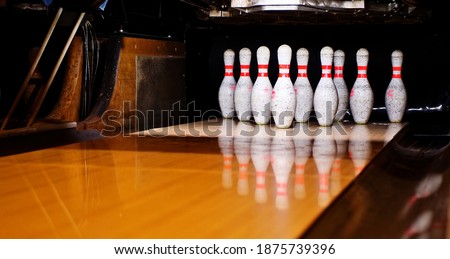 pins at the end of the bowling lane