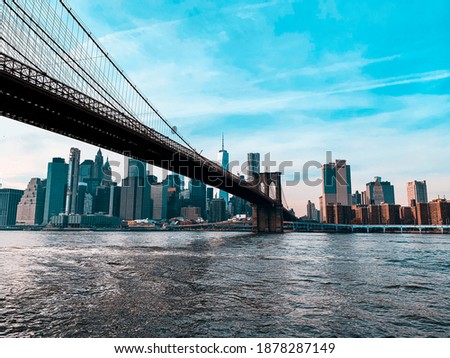 This photo is from March 2019. New York DUMBO.