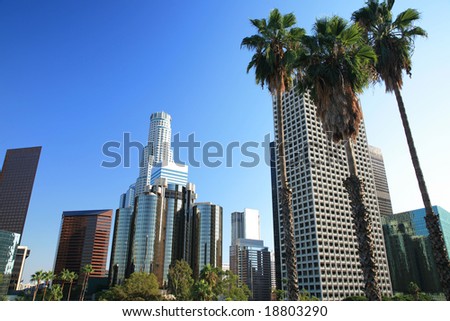 Los Angeles- skyline and palm trees