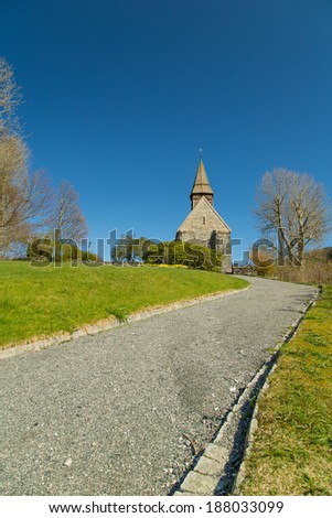A picture of a church in fana