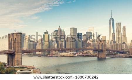 The Brooklyn Bridge and Downtown Manhattan, New York City.