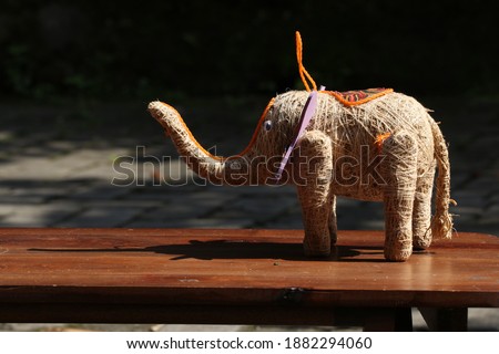 Traditional craft in the shape of an elephant, made from vetiver plants. Apart from being a decoration, it can also be used as aromatherapy indoors