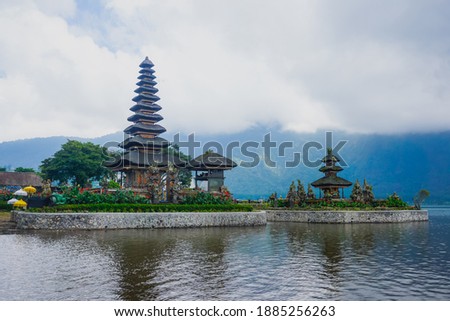 Picturesque Hindu temple Ulun Danu Beratan on the lake