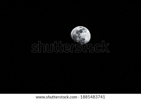 Vivid picture of the moon