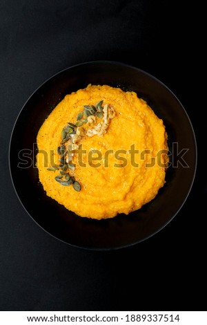 Creamy pumpkin and white rice soup