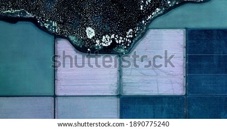 the cold wave,  United States, abstract photography of relief drawings in fields in the U.S.A. from the air, Genre: abstract expressionism, abstract expressionist photography,