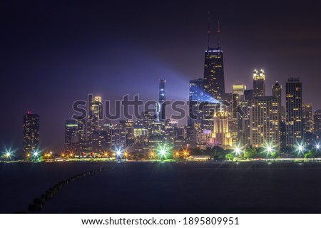 Downtown Chicago from the shores of Lake Michigan