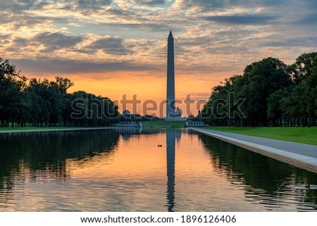 Washington Monument at sunrise in Washington DC, USA	