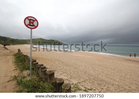 prohibited parking on the beach
