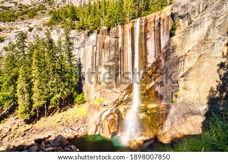 Vernal Falls in Yosemite Valley, Yosemite National Park, California 