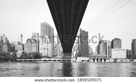 Under Queensboro Bridge, Manhattan seen from Roosevelt Island, New York City, USA.