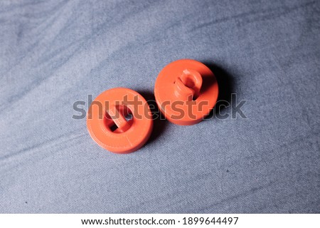 round ornamet with orange colour