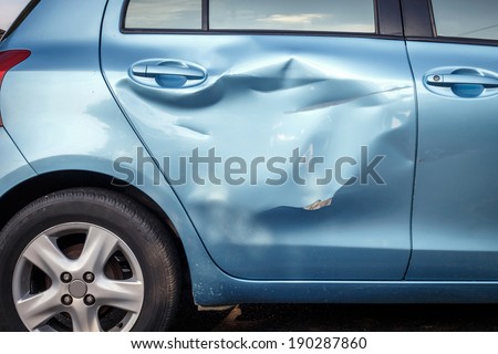 Body of car get damaged by accident Royalty-Free Stock Photo #190287860