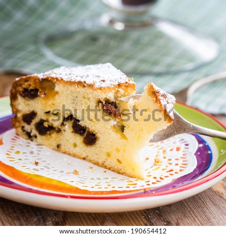 Homemade vanilla cake with raisins. Selective focus