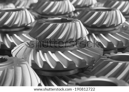 photograph shows the gears, two kinds, prepared for thermal processing, the maximum close-up 