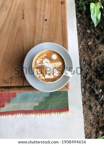 Mockingbird latte art by Batukaru Coffee