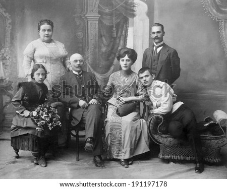 RUSSIAN EMPIRE -- CIRCA 1915: Vintage photo of a aristocratic family