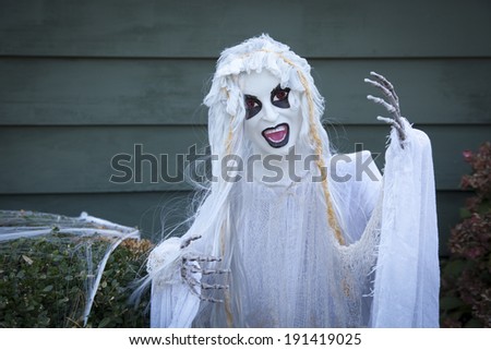 A creepy Halloween ghoul decoration