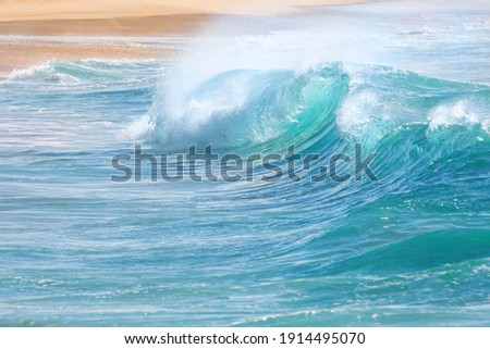 turquoise waves at Sandy Beach, Oahu, Hawaii USA