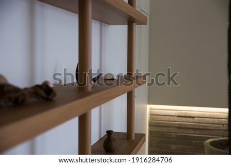 brown shelf prop light wihte
