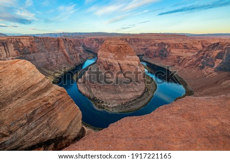 Arizona meander Horseshoe Bend of the Colorado River in Glen Canyon, beautiful landscape, picture for a postcard, big board, travel agency