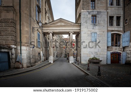 Arch between Promenade de la Treille and Geneva Old Town Streets - Geneva, Switzerland