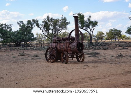 A vintage steam engine on the Lightening Ridge opal fields