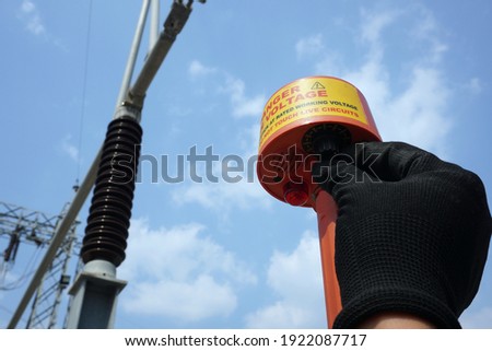 Voltage Check without physical contact by Non-Contact AC high voltage detector.