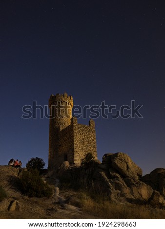 Night in the Torrelodones tower 