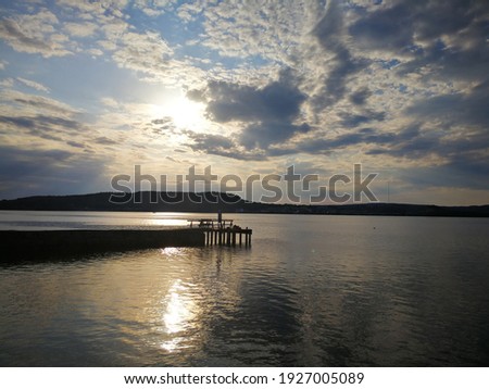 beautiful landscape picture taken from the shoreline 