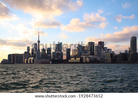 Toronto skyline in the winter