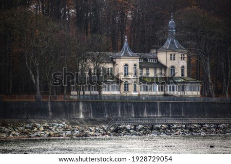 The long abandoned Alexandrinen-Cottage in Heiligendamm, Germany. Royalty-Free Stock Photo #1928729054