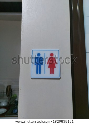sign bathroom for male and female