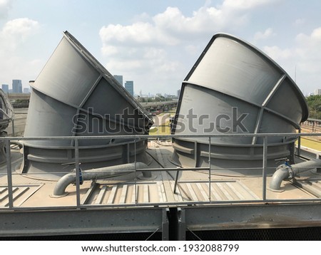 The industry cooling tower air conditioner is water cooling tower air chiller HVAC of large industrial building to control air system.