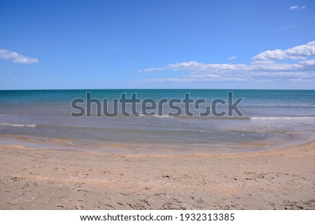 Photo picture Empty mediterranean sand beach in south france