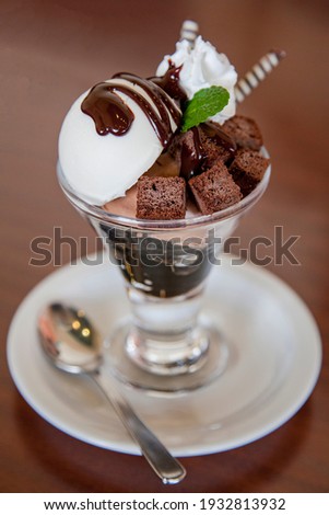 Dessert with ice cream in a glass that looks very attractive