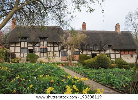 Anne Hathaway's Cottage, where William Shakespeare courted his future bride, in a hamlet called Shottery in the Parish of Stratford upon Avon. It is now run by the Shakespeare Birthplace Trust. Royalty-Free Stock Photo #193308119