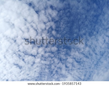 Blue Sky and White Clouds 