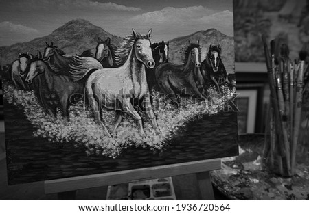  Black and White ,    painting Fine art Oil color running horse Lucky    , art supply  , Palette , paintbrush                