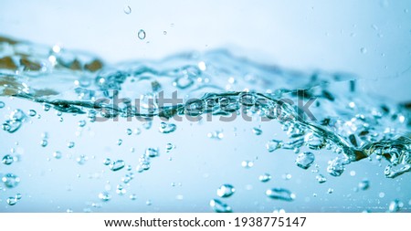 Water splash with air bubbles