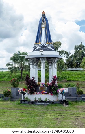Our Lady Aparecida statue at the entrance clover of the city of Adamantina
