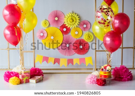 The decor of the birthday	
