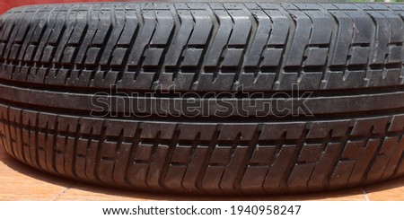 The surface texture or pattern of used tires