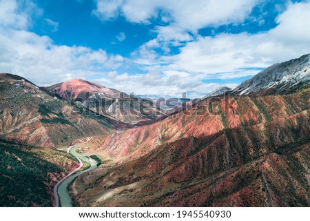 Aerial photography of mountains and clouds along the Yunnan-Tibet route