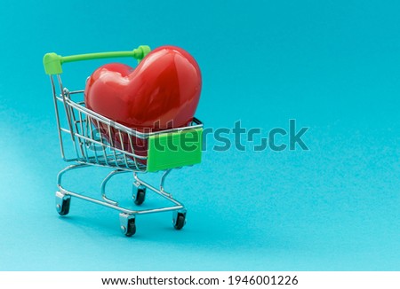 opening of shops and malls after lockdown, shopping cart concept